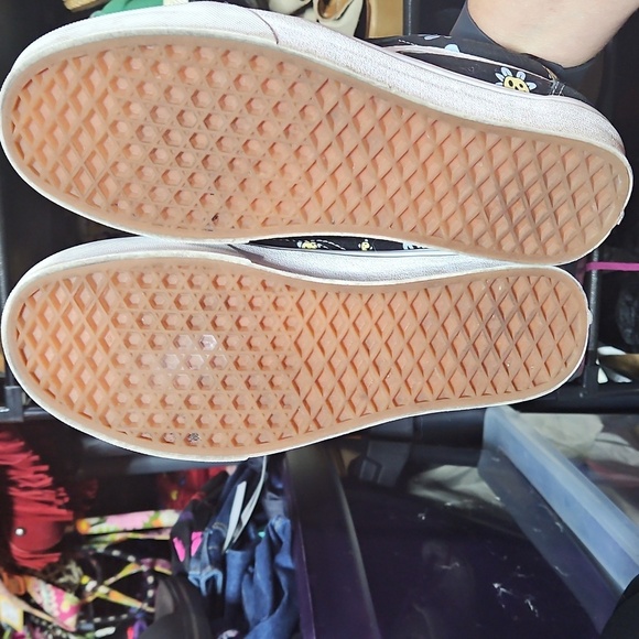 Vans Women's Old Skool Trippy Grin Floral in Wonderful Black Mens 8.5 Womans 10 - Picture 2 of 4